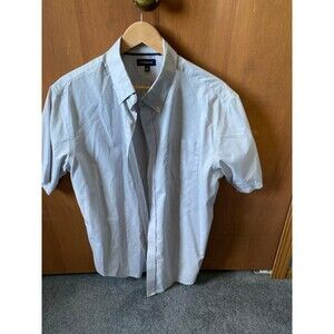 NWOT Croft & Barrow Men’s grey striped size Large.  Non smoker